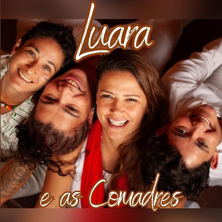 Luara e as Comadres lança seu primeiro álbum Elisa Lucinda