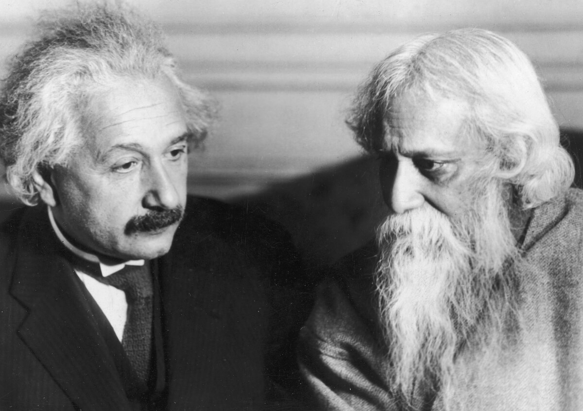 Эйнштейн и Максвелл