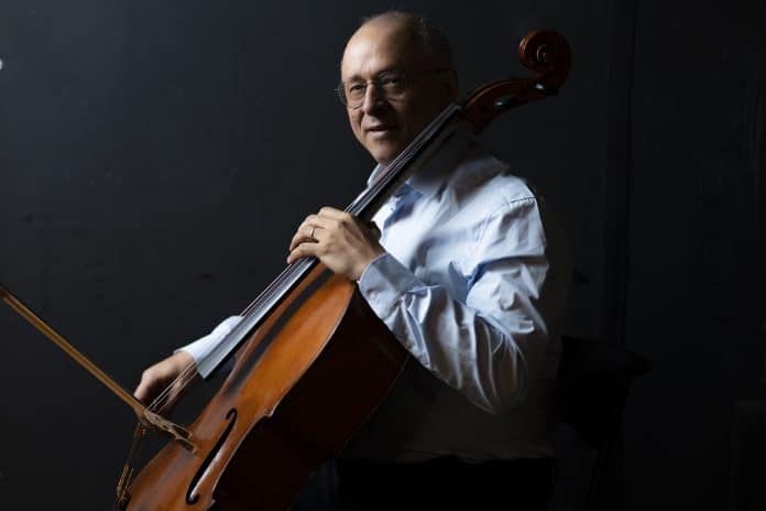 Antonio Meneses lança single do seu novo álbum ‘Bach: The Cello Suites’