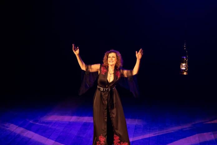 ‘O Som e a Fúria de Lady Macbeth’ faz curta temporada na Cia. dos Atores, na Lapa