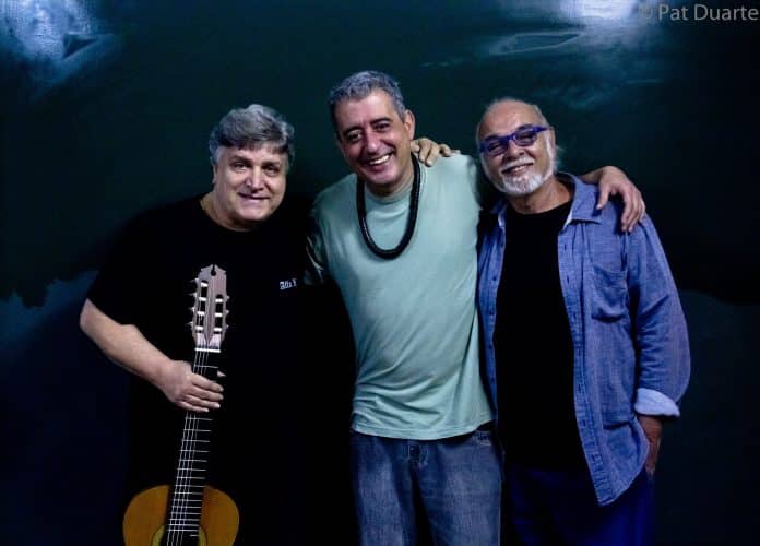 “Poesia, violão e vozes”, com Didu Nogueira, Jorge Simas e Paulo César Feital
