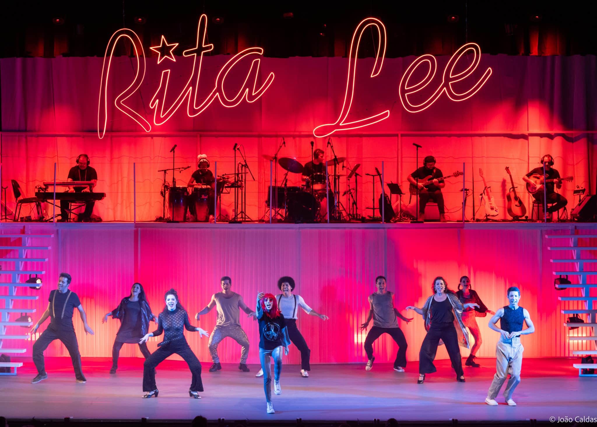 revistaprosaversoearte.com - Espetáculo 'Rita Lee – Uma Autobiografia Musical' abre sessões extras no Teatro Porto
