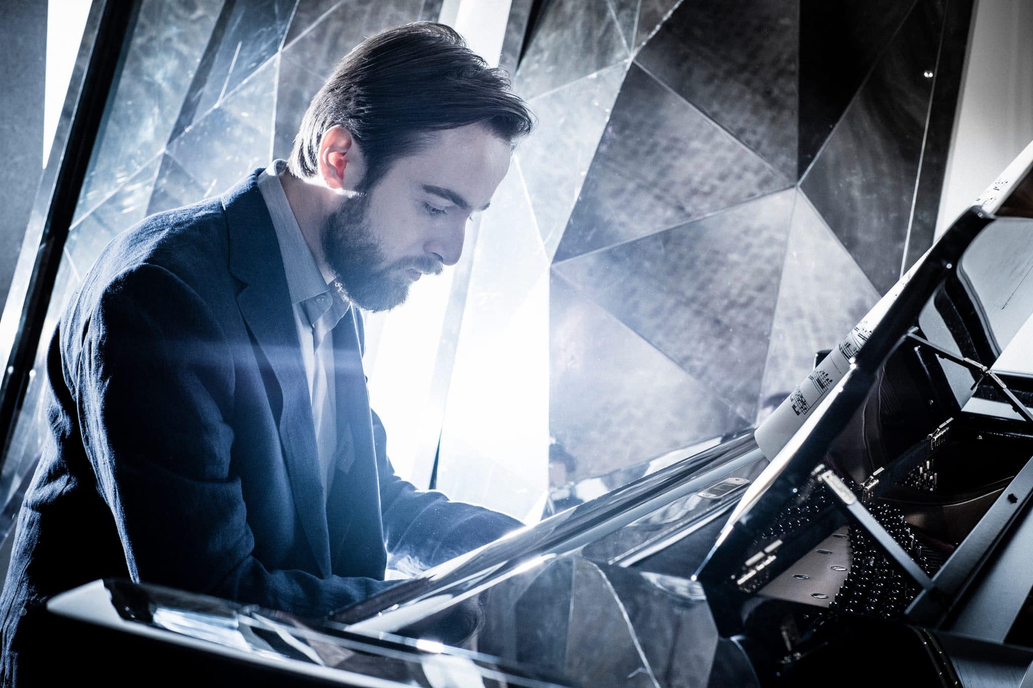 revistaprosaversoearte.com - Daniil Trifonov, pianista russo se apresenta no Theatro Municipal do Rio de Janeiro