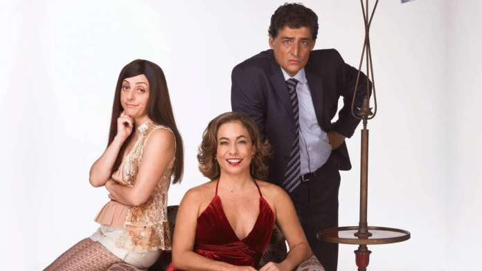 A comédia romântica ‘Doidas e Santas’ faz nova temporada no Rio de Janeiro, no Teatro PRIO
