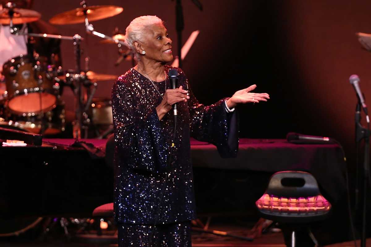 revistaprosaversoearte.com - Dionne Warwick anuncia show extra em Belo Horizonte na turnê "One Last Time"