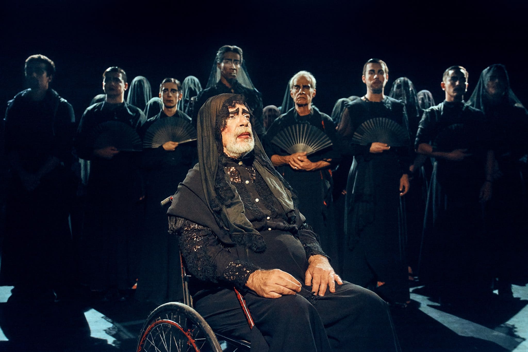 revistaprosaversoearte.com - Espetáculo 'A Casa de Bernarda Alba' segue temporada no Espaço dos Satyros