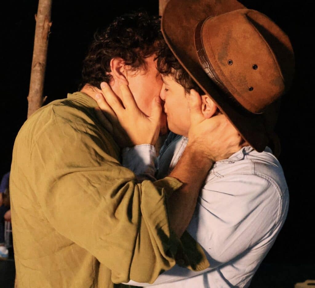 revistaprosaversoearte.com - Espetáculo 'O segredo de Brokeback Mountain' estreia no Teatro das Artes, no Rio de Janeiro