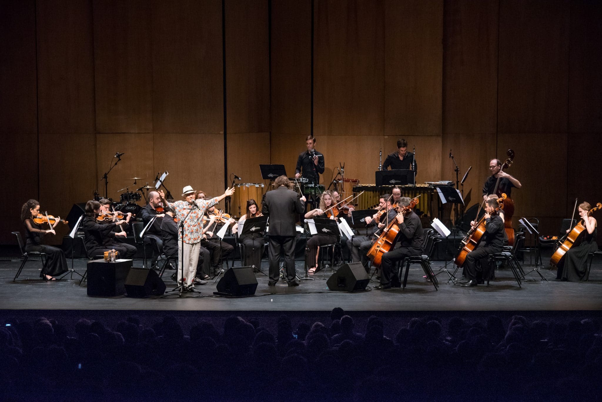 revistaprosaversoearte.com - Orquestra Ouro Preto e Antonio Nóbrega celebram a Cultura Popular no Theatro Municipal do Rio de Janeiro