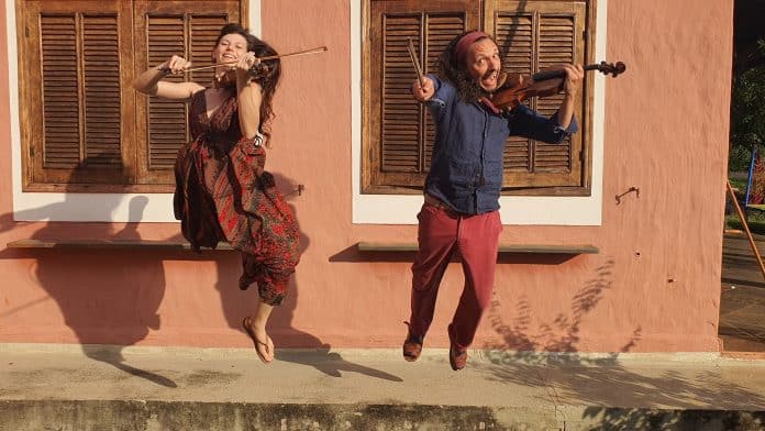 A Escola de Música da UFRJ recebe o Duo Franco-Brasileiro – Vanille Goovaerts e Ricardo Herz