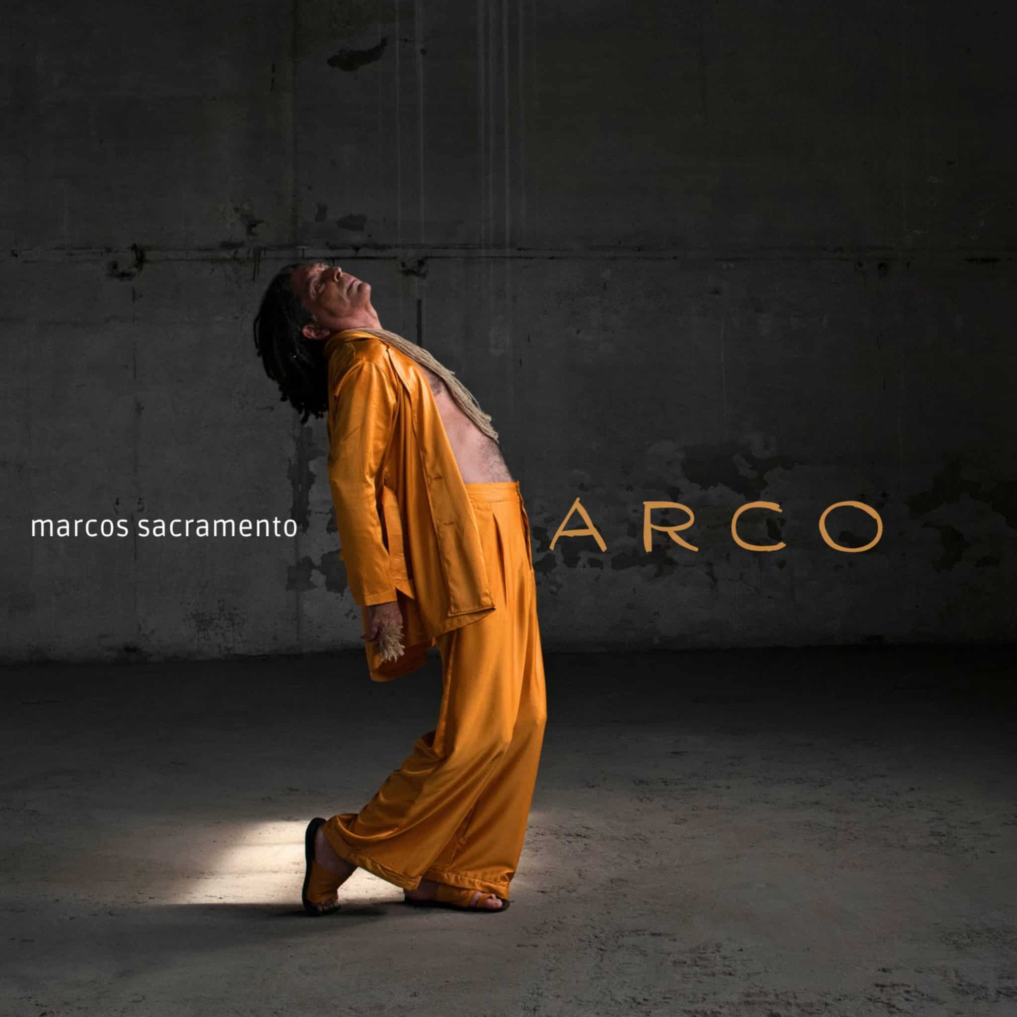 revistaprosaversoearte.com - Marcos Sacramento lança álbum 'Arco'