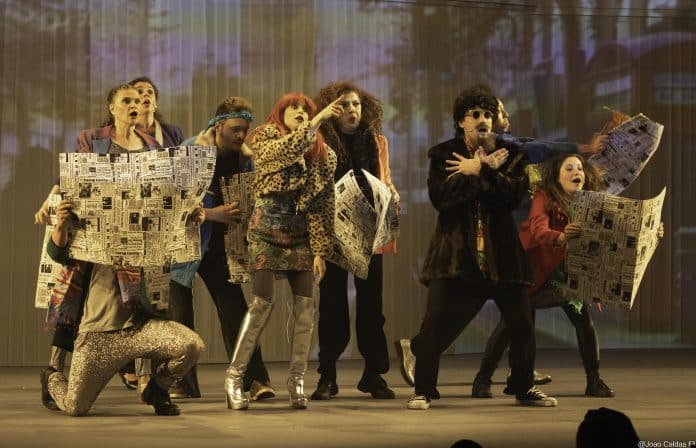 Espetáculo ‘Rita Lee – Uma Autobiografia musical’ estreia nova temporada no Teatro Porto