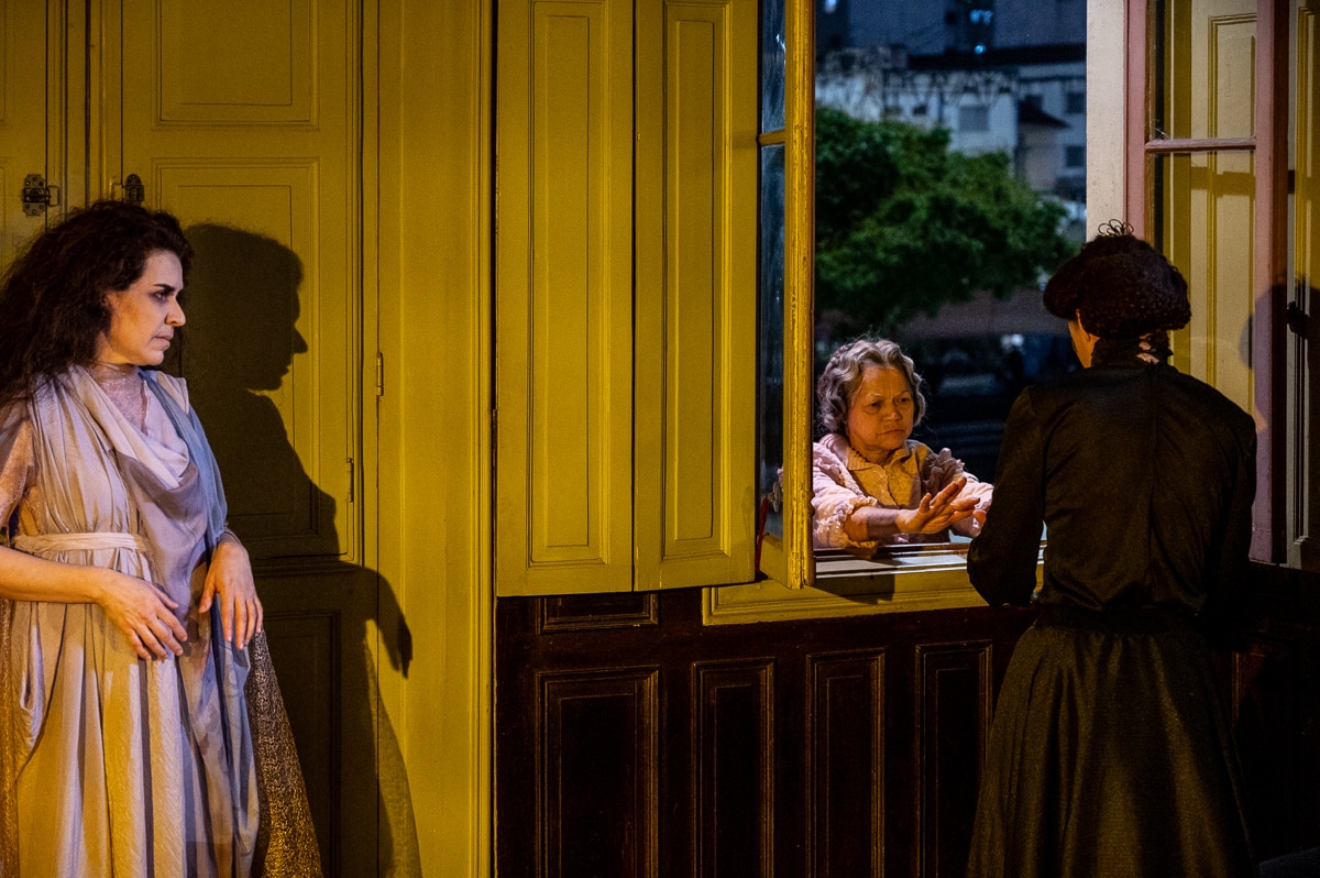 revistaprosaversoearte.com - Teatro Paulo Eiró recebe o espetáculo 'Um Tempo Chamado Yayá'