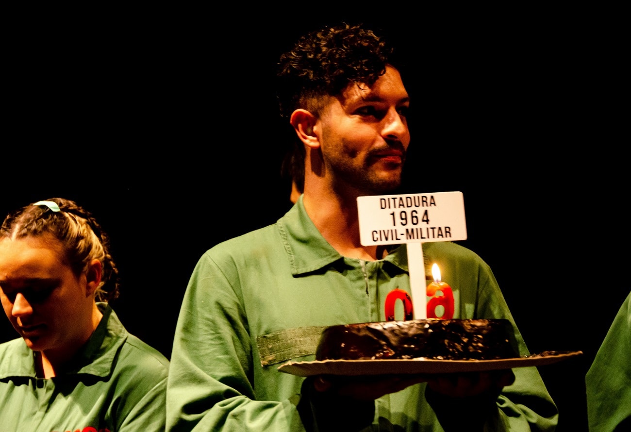 revistaprosaversoearte.com - Espetáculo 'Verme', estreia curta temporada no Teatro Paulo Eiró