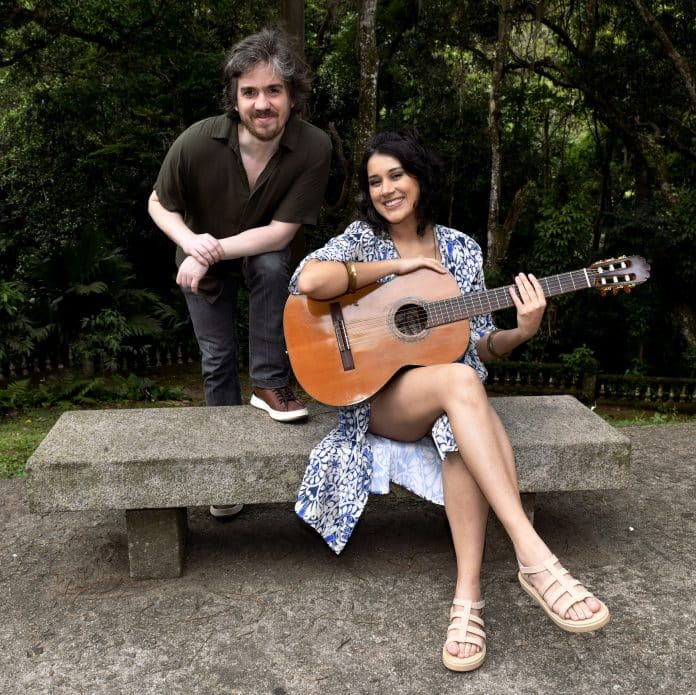 Paulo Francisco Paes e Priscilla Frade lançam single ‘Sebastião’