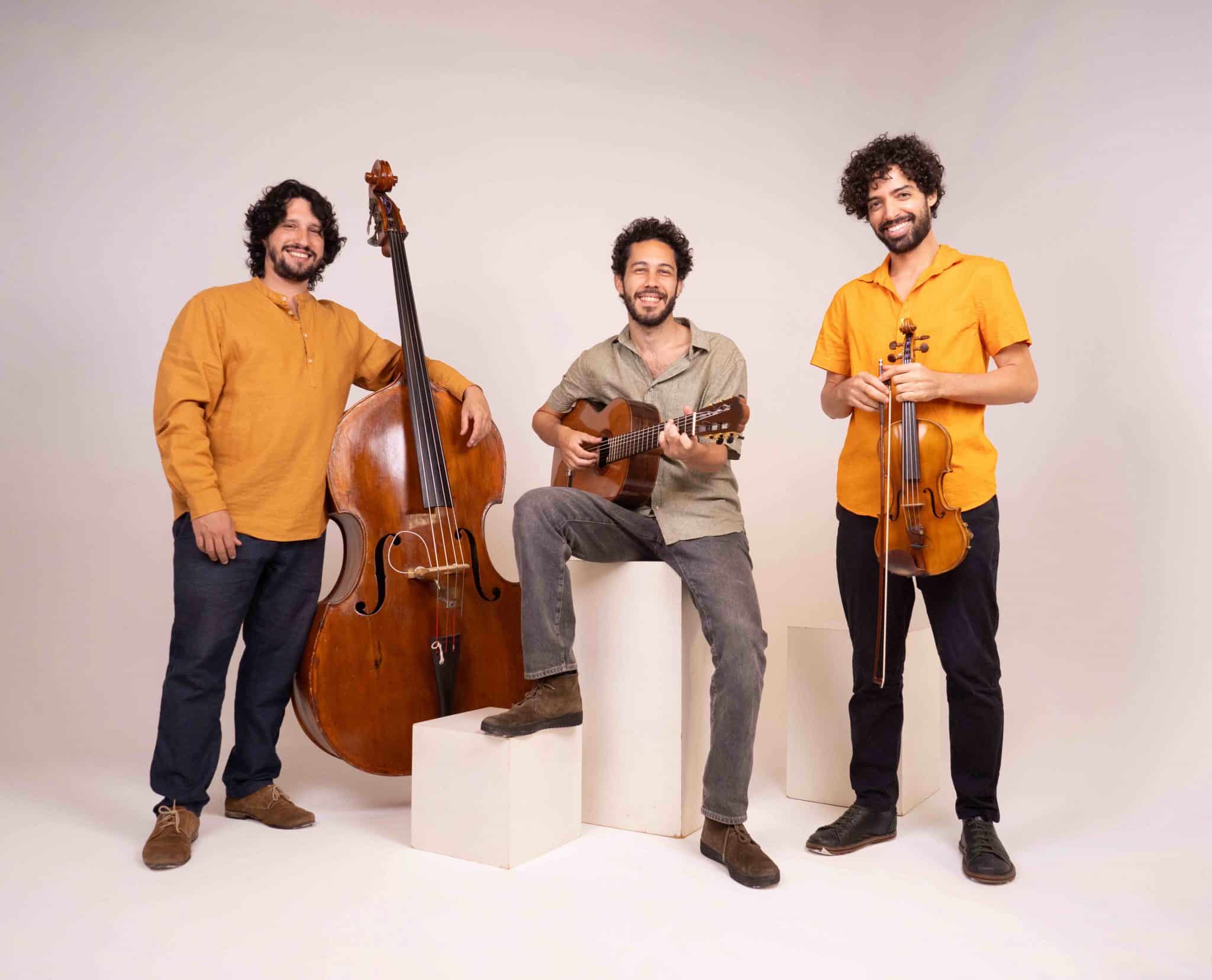 revistaprosaversoearte.com - Pimenta Jazz Trio lança álbum homônimo