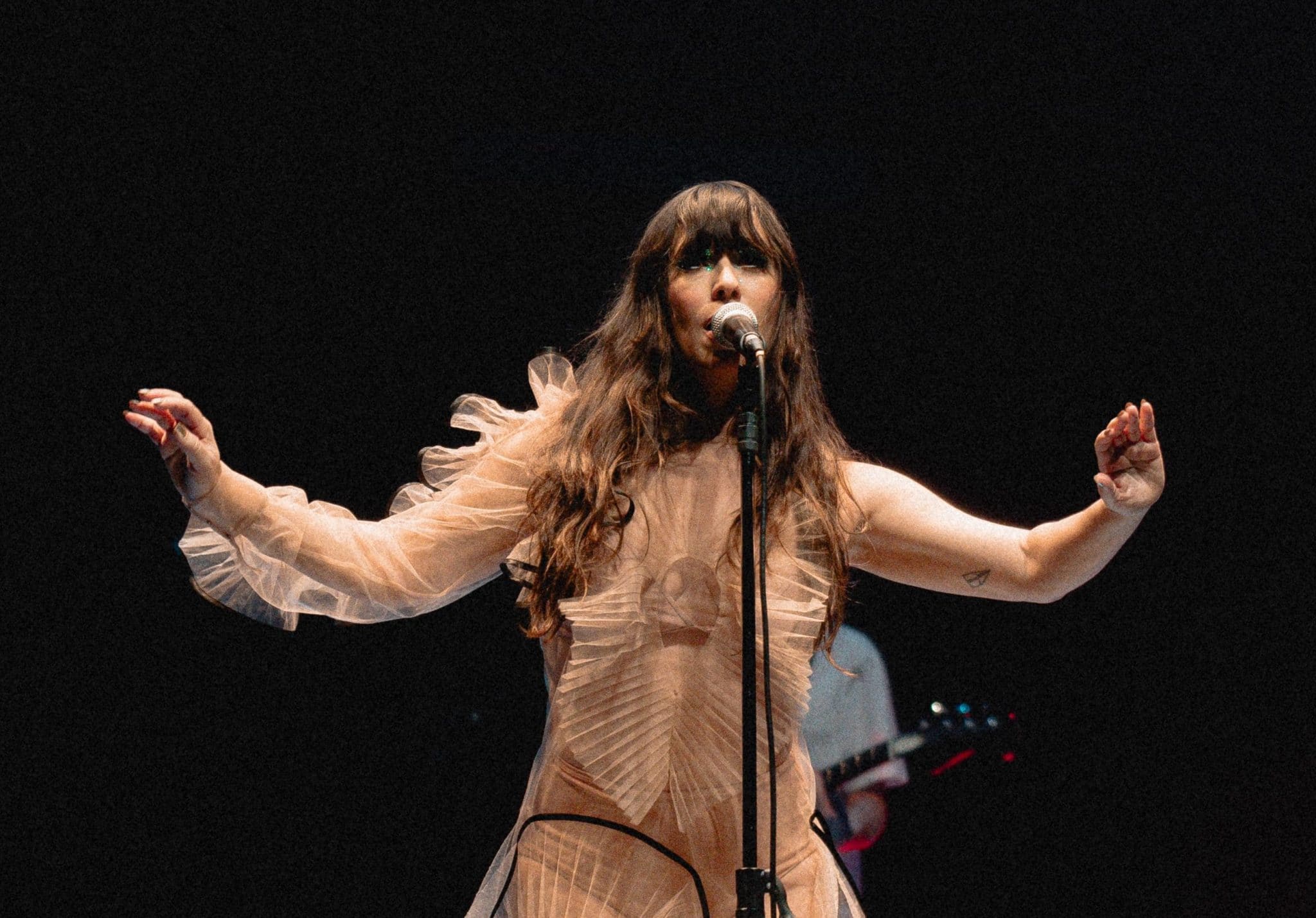 revistaprosaversoearte.com - Silvia Machete leva o show “Invisible Woman” para a Casa Natura, São Paulo