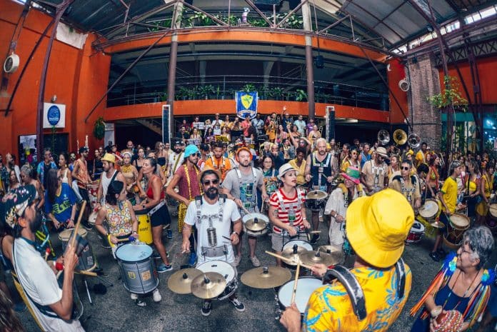 Carnaval | Ensaios do Bloco da Orquestra Voadora