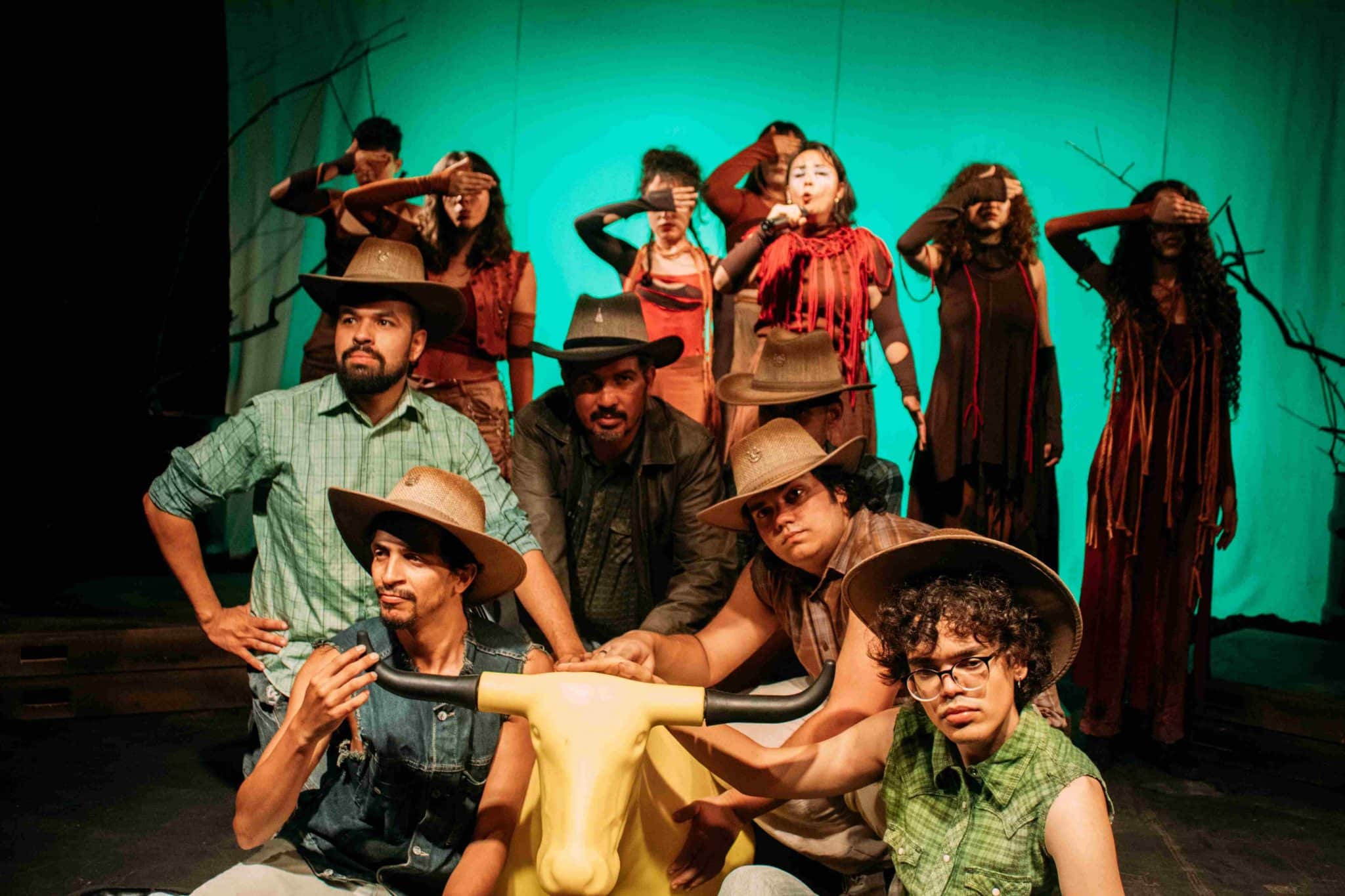 revistaprosaversoearte.com - Grupo Pandora de Teatro estreia o espetáculo “Devastação Hécuba” sobre o contexto da atual crise ambiental brasileira