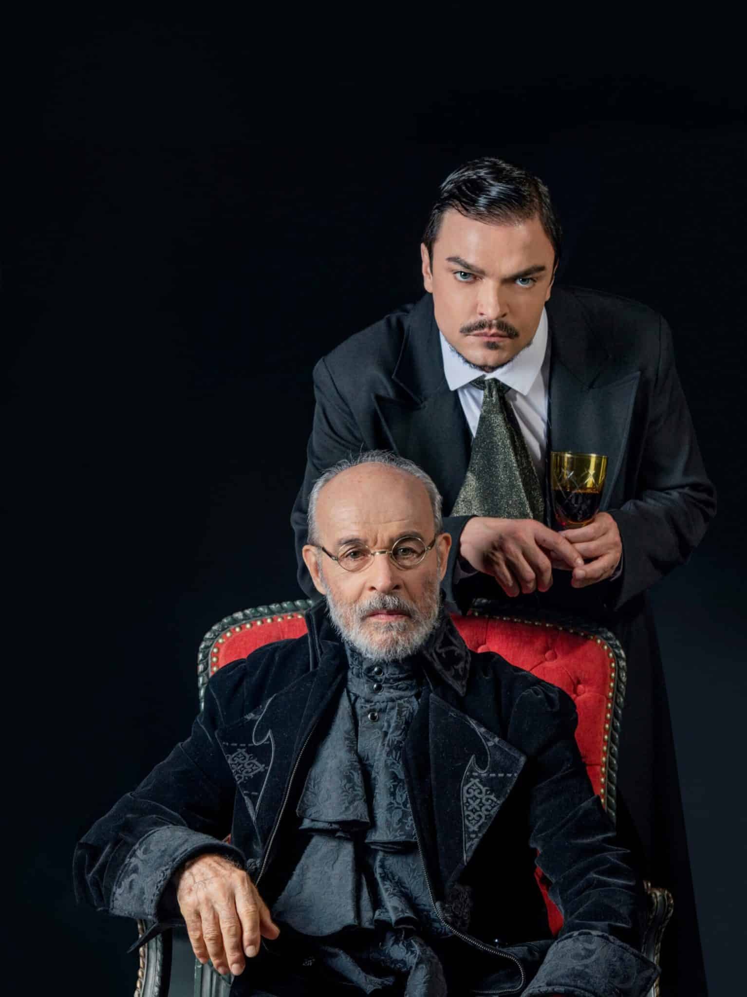 revistaprosaversoearte.com - Teatro I Love Prio | Osmar Prado e Maurício Machado em 'O Veneno do Teatro'