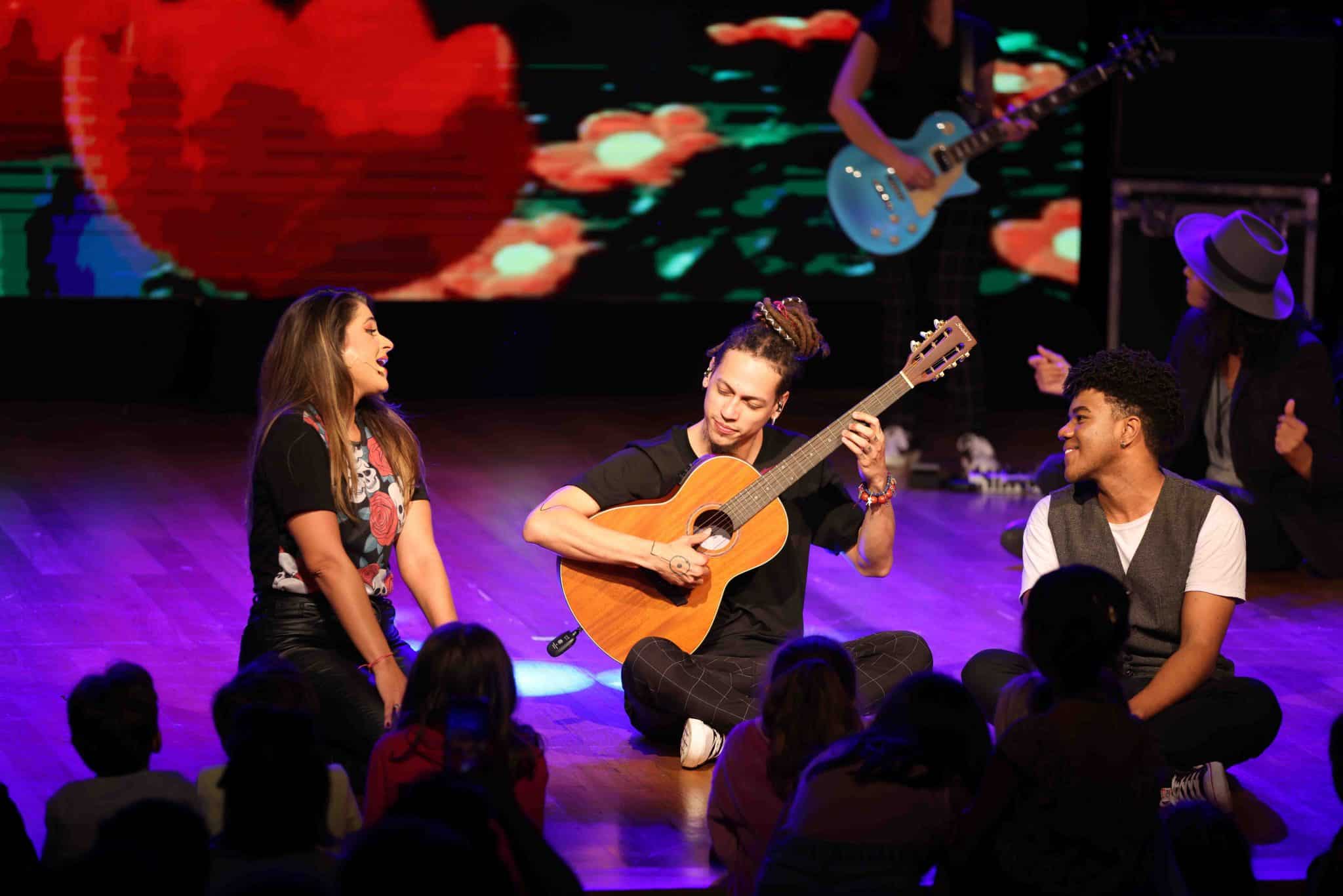 revistaprosaversoearte.com - Musical infantil “Rock para Crianças – O Palco Encantado do Rock no Brasil” no Teatro Fashion Mall