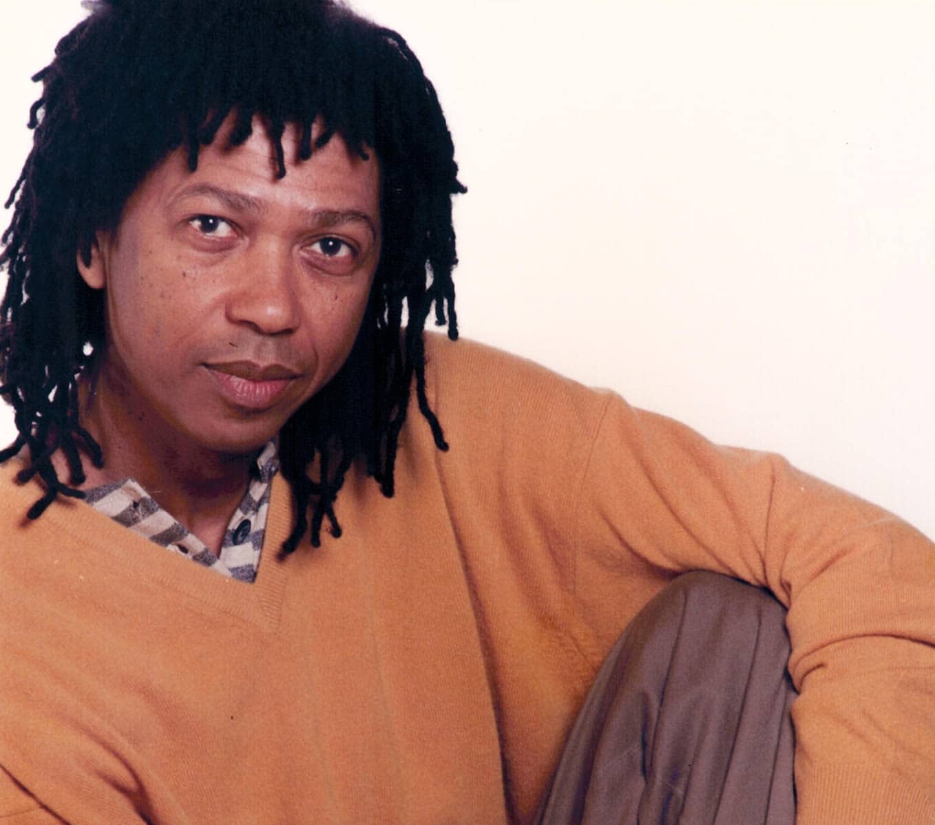 revistaprosaversoearte.com - Malásia, clássico de Djavan, é lançado em vinil pela Rocinante Três Selos