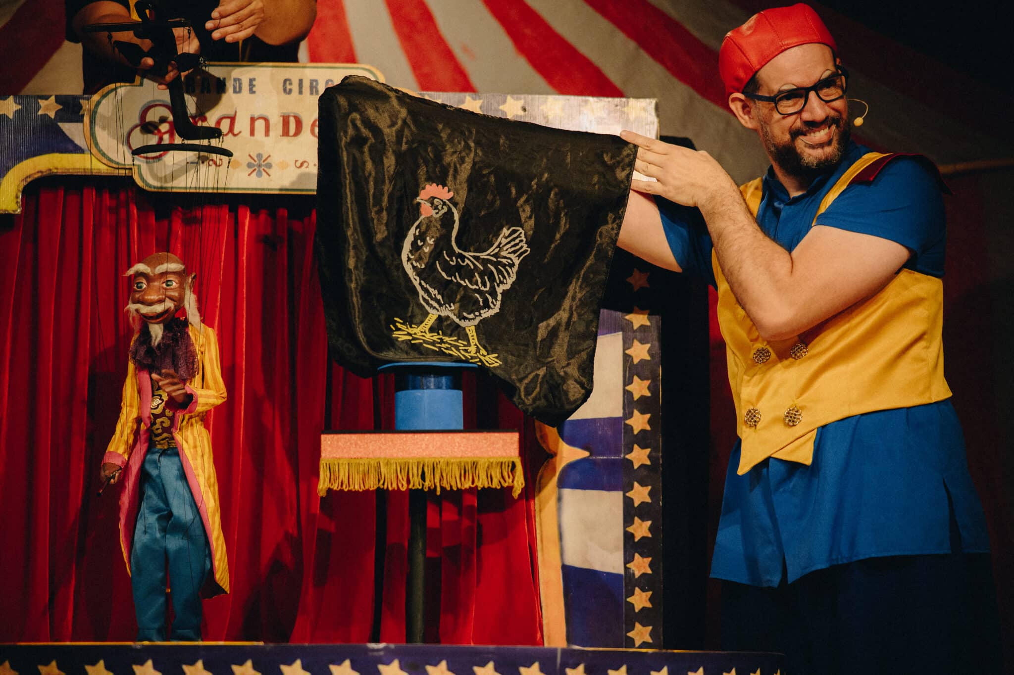 revistaprosaversoearte.com - O Grande Circo Grandevo comemora dez anos da companhia Pequeno Teatro do Mundo