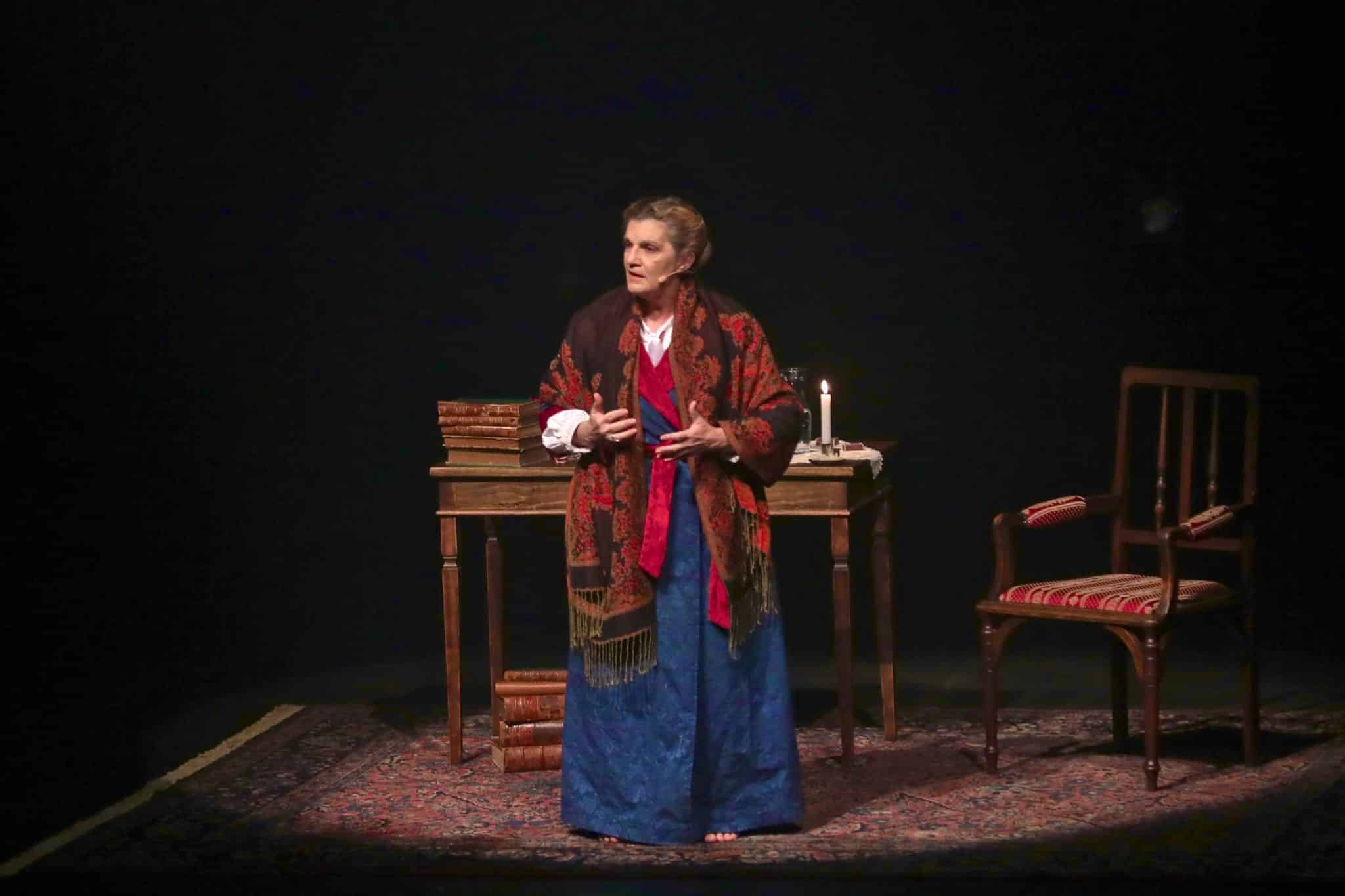 revistaprosaversoearte.com - Espetáculo 'Helena Blavatsky, a Voz do Silêncio' realiza apresentações no Teatro-D-Jaraguá