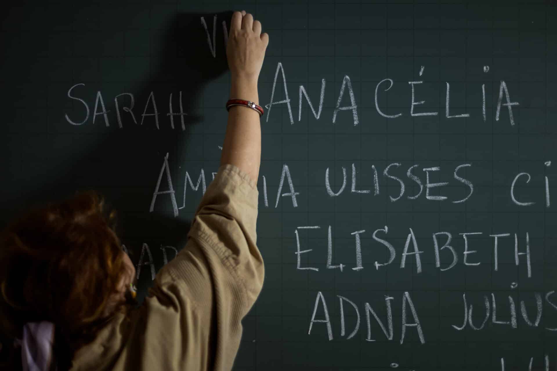 revistaprosaversoearte.com - Espetáculo 'Belmira', com Angela Ribeiro estreia temporada no Sesc Ipiranga