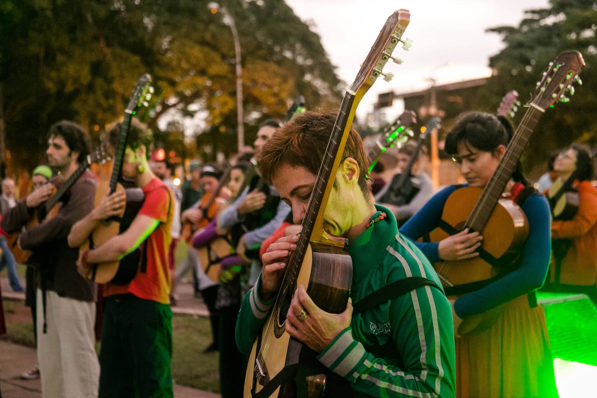 revistaprosaversoearte.com - Cia Oito Nova Dança celebra seus 25 anos no TUSP, com Tríptico Lá | Esquiva | Juruá